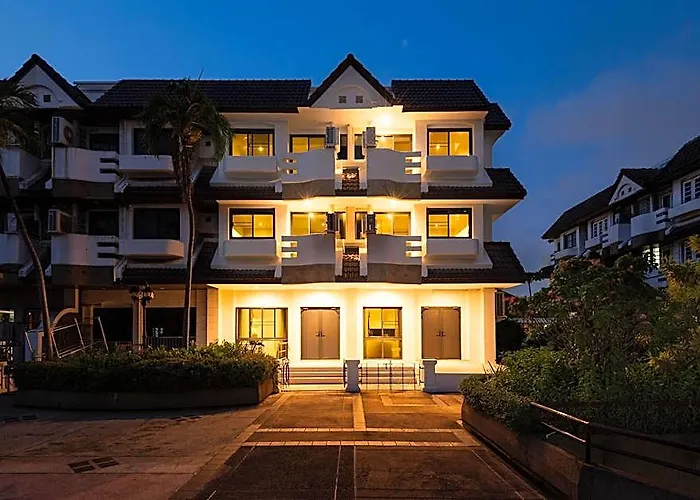 Luxury 5br Poolhouse Theater - 2mins To Bts