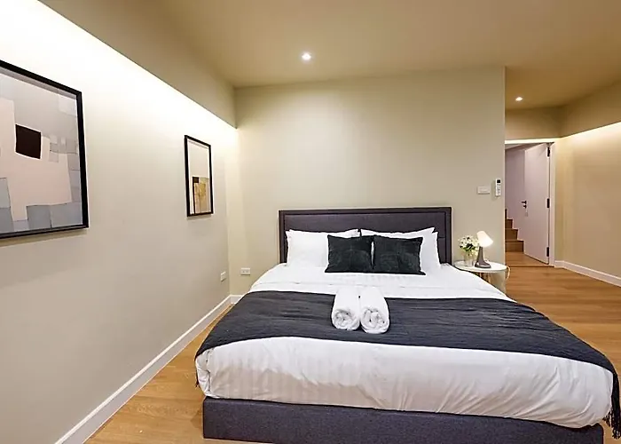 Luxury 5br Poolhouse Theater - 2mins To Bts Pousada *