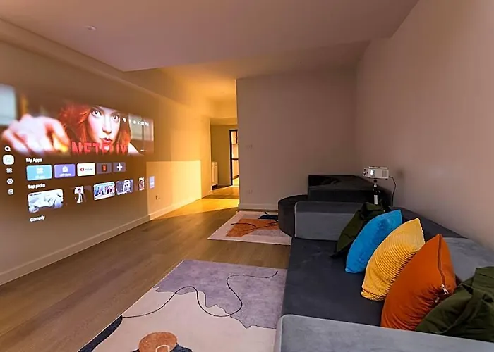 Luxury 5br Poolhouse Theater - 2mins To Bts *